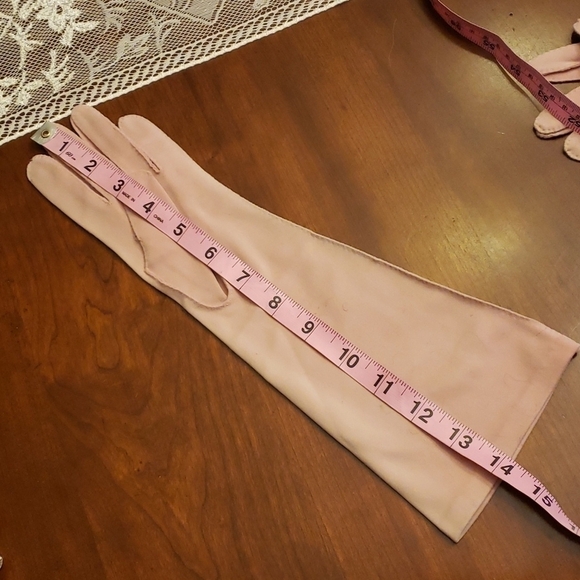Vintage Stretch Nylon Pink Gloves 7"  Unbranded - Picture 8 of 10